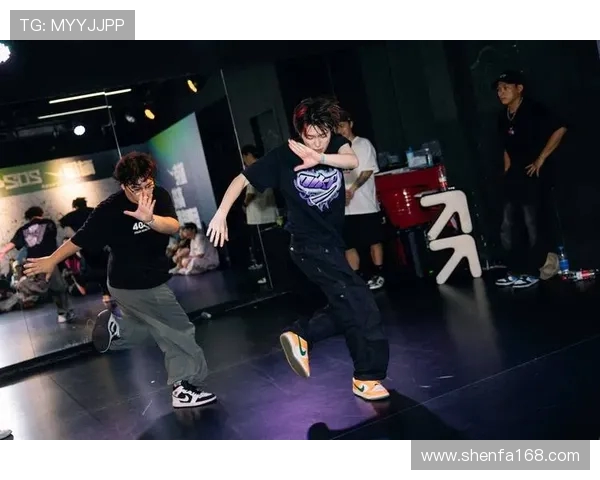 街舞战术解析：揭示北京街舞队的区域防守策略与技巧