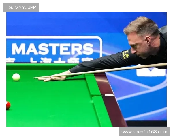 上海足球队在大师赛中的灵活性展现与战术解析